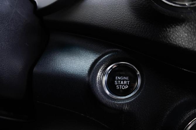 Toyota Highlander II (XU40) с пробегом 2011 года, цена 1 999 000 рублей, 298500 км, внедорожник, Автокод Объявления