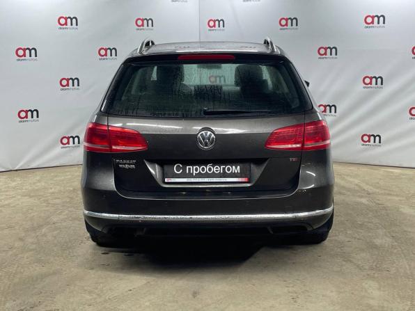 Volkswagen Passat B7 с пробегом 2012 года, цена 799 000 рублей, 308000 км, универсал, Автокод Объявления