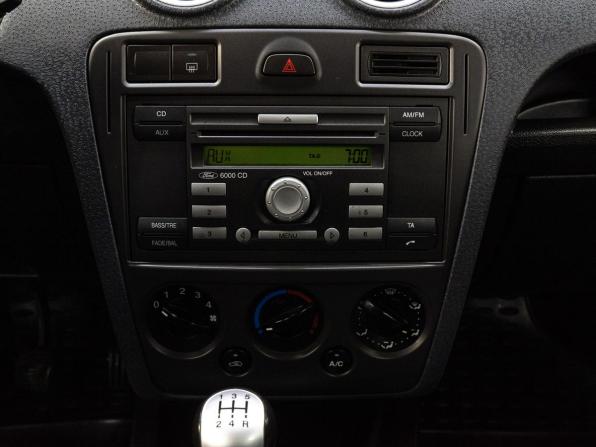 Ford Fusion I Рестайлинг с пробегом 2008 года, цена 499 000 рублей, 186085 км, хэтчбек, Автокод Объявления
