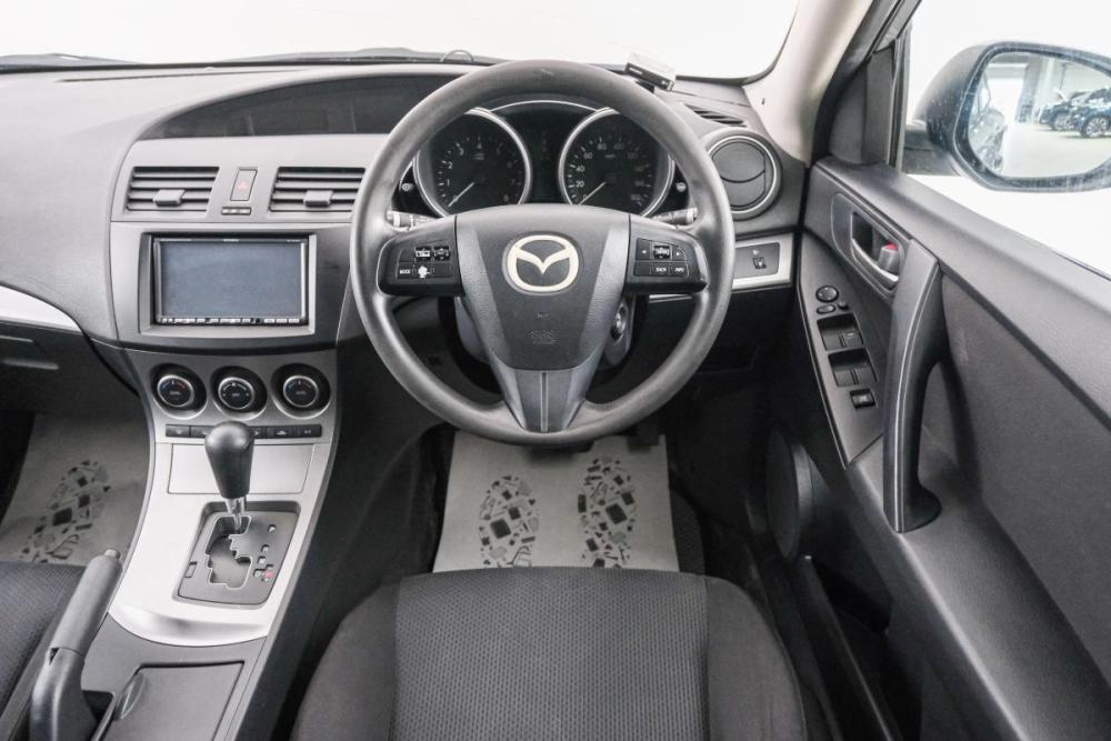 Mazda Axela II Красноярск  - изображение 15