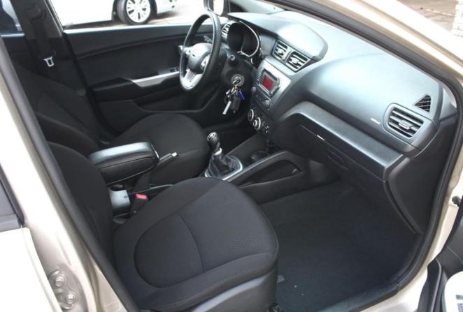 Kia Rio III с пробегом 2013 года, цена 790 000 рублей, 188956 км, хэтчбек, Автокод Объявления
