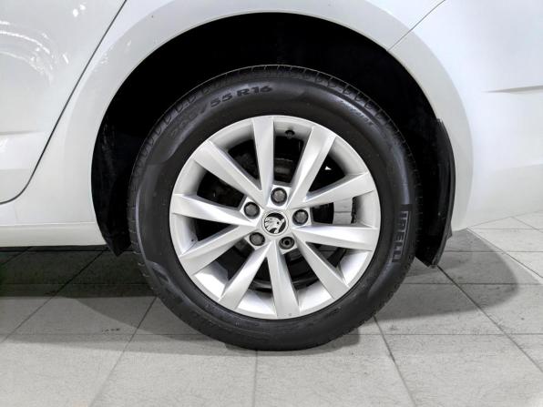 Skoda Octavia III (A7) Рестайлинг с пробегом 2019 года, цена 1 125 000 рублей, 171353 км, лифтбек, Автокод Объявления