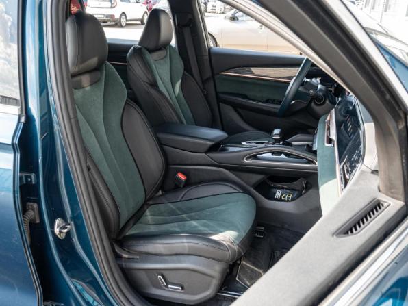 Geely Monjaro I с пробегом 2023 года, цена 3 050 000 рублей, 51490 км, внедорожник, Автокод Объявления