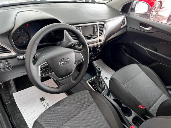 Hyundai Solaris II Рестайлинг с пробегом 2021 года, цена 1 525 000 рублей, 106480 км, седан, Автокод Объявления