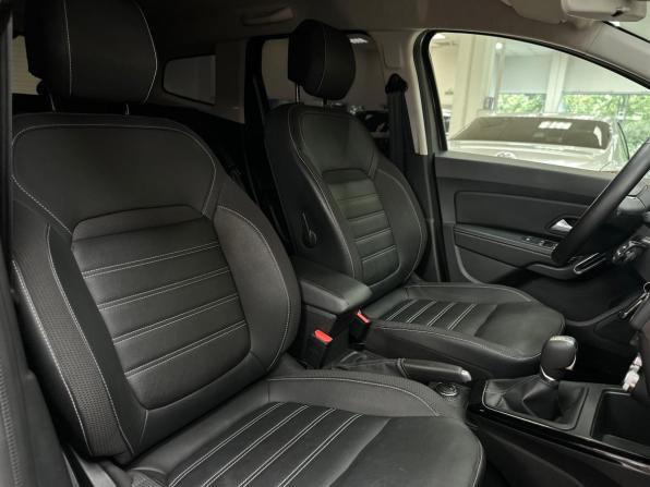 Renault Duster II с пробегом 2021 года, цена 2 190 000 рублей, 33941 км, внедорожник, Автокод Объявления