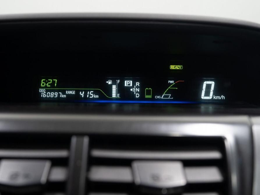 Toyota Prius Alpha I (ZVW40/41) Чита  - изображение 11
