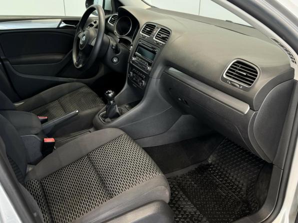 Volkswagen Golf VI с пробегом 2012 года, цена 860 000 рублей, 116642 км, хэтчбек, Автокод Объявления