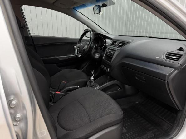 Kia Rio III Рестайлинг с пробегом 2015 года, цена 1 070 000 рублей, 114094 км, седан, Автокод Объявления