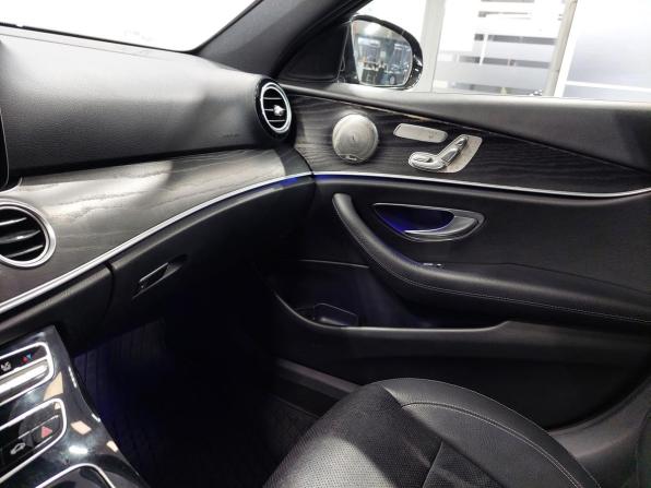 Mercedes-Benz E-Класс V (W213 S213 C238) с пробегом 2018 года, цена 2 750 000 рублей, 140000 км, седан, Автокод Объявления