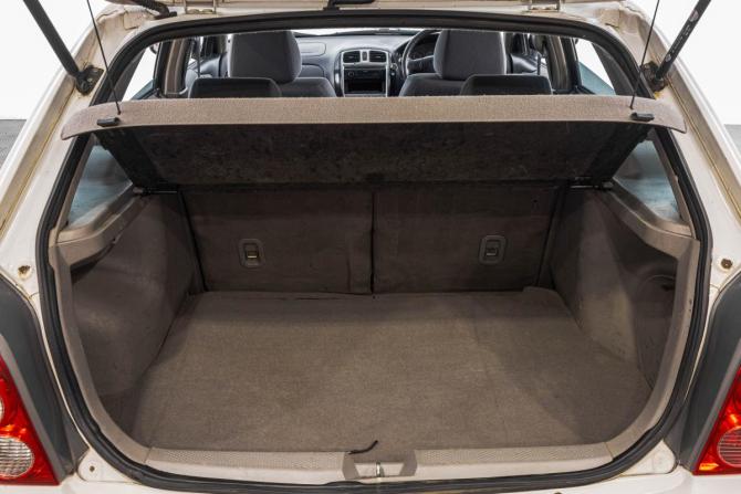 Mazda Familia VIII (BJ) с пробегом 2002 года, цена 349 000 рублей, 300100 км, универсал, Автокод Объявления