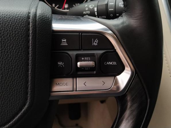 Toyota Land Cruiser 300 Series с пробегом 2021 года, цена 9 000 000 рублей, 156000 км, внедорожник, Автокод Объявления