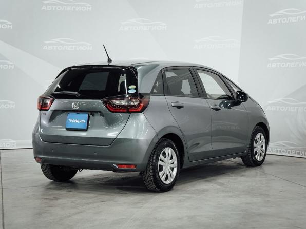 Honda Fit IV с пробегом 2020 года, цена 1 300 000 рублей, 74679 км, хэтчбек, Автокод Объявления