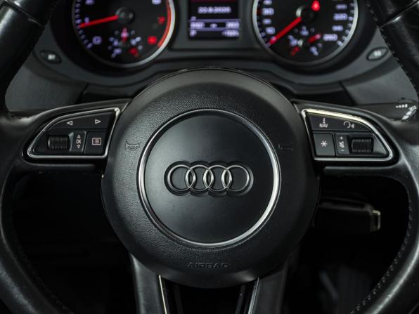 Audi Q3 I (8U) Рестайлинг с пробегом 2015 года, цена 1 950 000 рублей, 91619 км, внедорожник, Автокод Объявления
