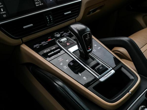 Porsche Cayenne III с пробегом 2018 года, цена 5 166 000 рублей, 143047 км, внедорожник, Автокод Объявления