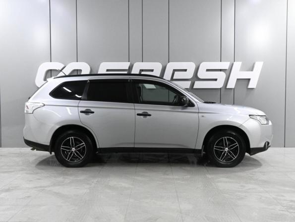 Mitsubishi Outlander III с пробегом 2014 года, цена 1 549 000 рублей, 93618 км, внедорожник, Автокод Объявления