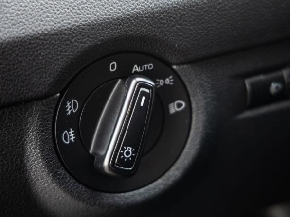 Skoda Octavia III (A7) с пробегом 2014 года, цена 1 048 000 рублей, 298092 км, лифтбек, Автокод Объявления