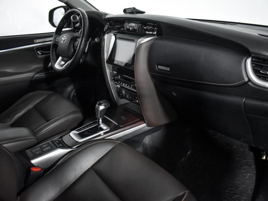 Toyota Fortuner II Санкт-Петербург  - изображение 16