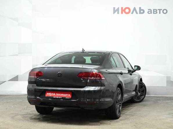 Volkswagen Passat B8 с пробегом 2019 года, цена 2 130 000 рублей, 159388 км, седан, Автокод Объявления