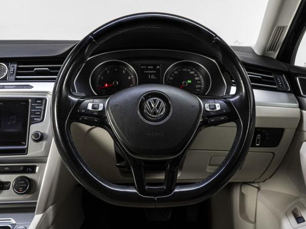 Volkswagen Passat B8 с пробегом 2015 года, цена 1 469 000 рублей, 172785 км, универсал, Автокод Объявления