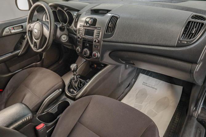 Kia Cerato II с пробегом 2010 года, цена 749 000 рублей, 232000 км, хэтчбек, Автокод Объявления