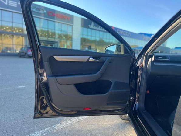 Volkswagen Passat B7 с пробегом 2013 года, цена 1 075 000 рублей, 102473 км, универсал, Автокод Объявления