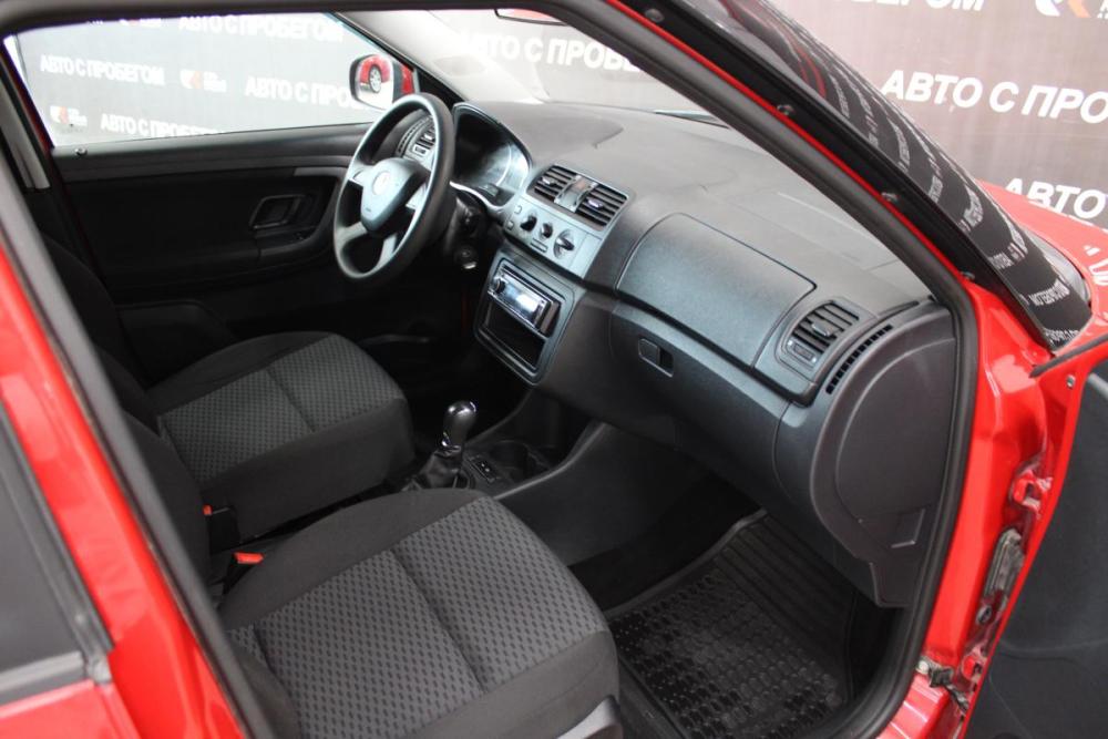 Skoda Fabia II Рестайлинг Томск  - изображение 6