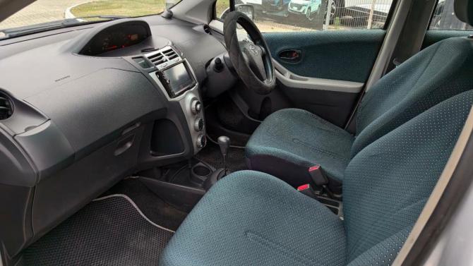 Toyota Vitz II (XP90) с пробегом 2005 года, цена 469 900 рублей, 319073 км, хэтчбек, Автокод Объявления