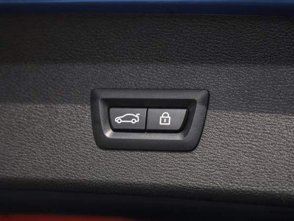BMW X1 II (F48) Рестайлинг с пробегом 2020 года, цена 3 099 000 рублей, 107847 км, внедорожник, Автокод Объявления