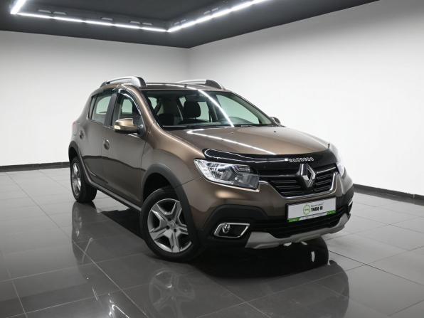 Renault Sandero II Рестайлинг с пробегом 2020 года, цена 1 195 000 рублей, 107181 км, хэтчбек, Автокод Объявления