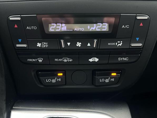 Honda Civic IX с пробегом 2012 года, цена 1 290 000 рублей, 87000 км, хэтчбек, Автокод Объявления