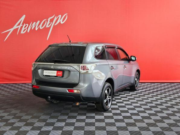 Mitsubishi Outlander III с пробегом 2013 года, цена 1 370 000 рублей, 138365 км, внедорожник, Автокод Объявления