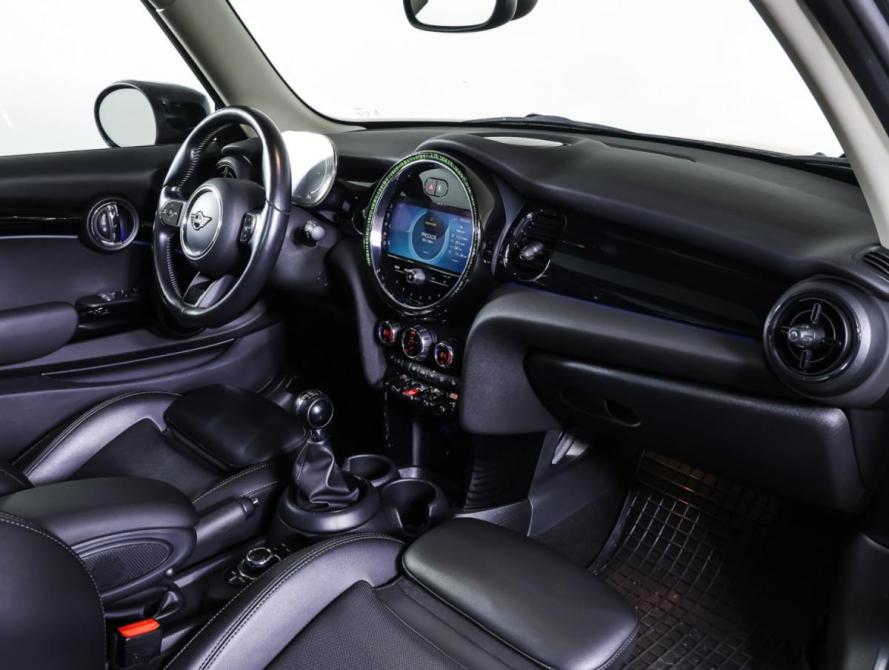 Mini Hatch III (F55/F56) Рестайлинг 2 Москва  - изображение 12