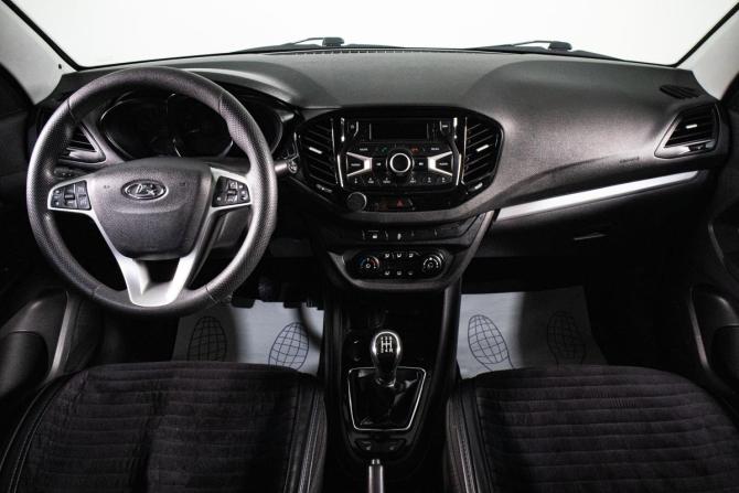 Lada (ВАЗ) Vesta I с пробегом 2018 года, цена 969 000 рублей, 147300 км, седан, Автокод Объявления