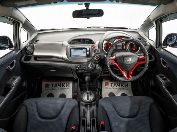Honda Fit II с пробегом 2010 года, цена 840 500 рублей, 97546 км, хэтчбек, Автокод Объявления