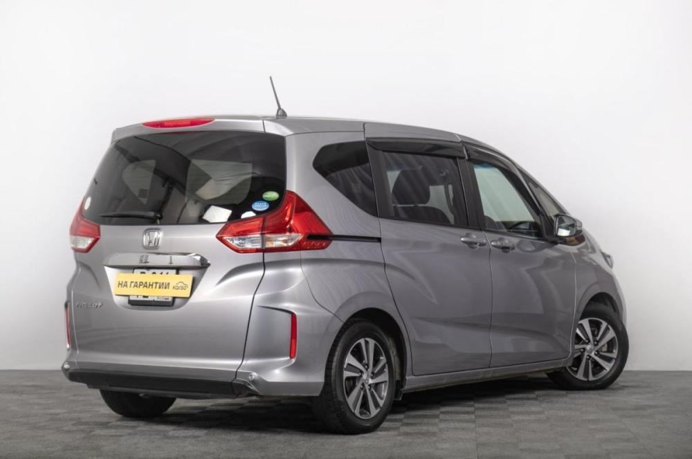 Honda Freed II Рестайлинг Томск  - изображение 7