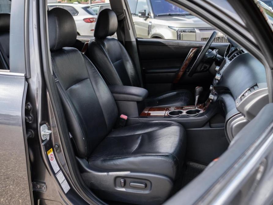 Toyota Highlander II (XU40) Рестайлинг Сочи  - изображение 8