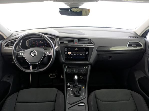 Volkswagen Tiguan II с пробегом 2019 года, цена 2 500 000 рублей, 39283 км, внедорожник, Автокод Объявления