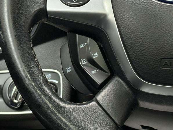 Ford Kuga II с пробегом 2015 года, цена 1 429 000 рублей, 195405 км, внедорожник, Автокод Объявления