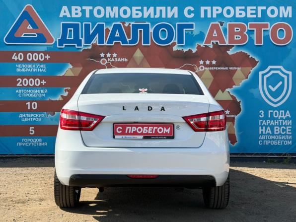 Lada (ВАЗ) Vesta I с пробегом 2017 года, цена 880 000 рублей, 172666 км, седан, Автокод Объявления