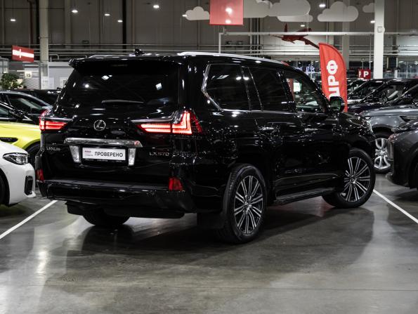 Lexus LX III Рестайлинг 2 с пробегом 2016 года, цена 6 599 700 рублей, 92716 км, внедорожник, Автокод Объявления