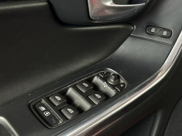 Volvo XC60 I Рестайлинг с пробегом 2014 года, цена 2 300 000 рублей, 113795 км, внедорожник, Автокод Объявления
