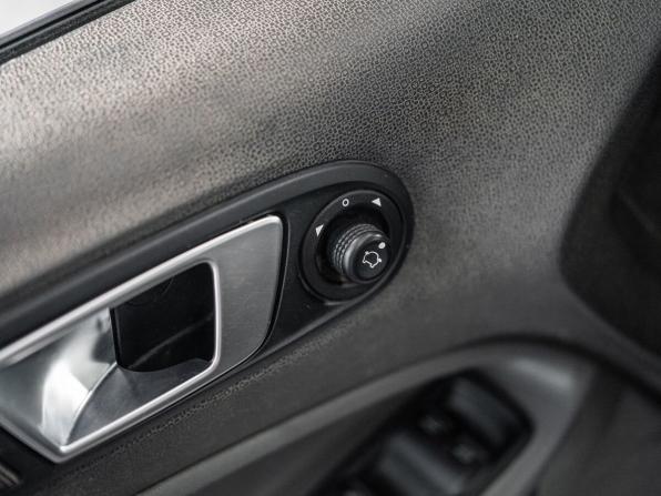 Ford EcoSport II с пробегом 2015 года, цена 680 500 рублей, 155053 км, внедорожник, Автокод Объявления