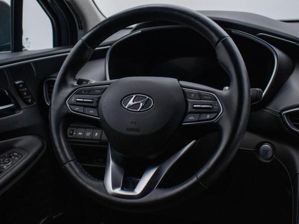 Hyundai Santa Fe IV Рестайлинг с пробегом 2021 года, цена 4 147 000 рублей, 43821 км, внедорожник, Автокод Объявления