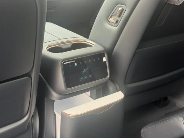 Новый Lynk &amp; Co 900 2025 года, цена 8 570 000 рублей, внедорожник, Автокод Объявления