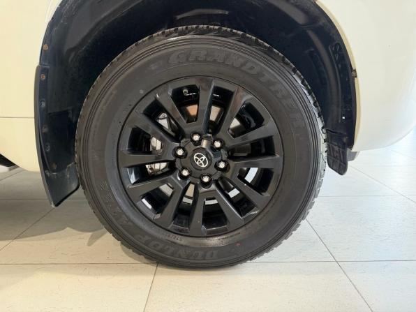 Toyota Land Cruiser Prado 150 Series Рестайлинг 3 с пробегом 2021 года, цена 6 019 000 рублей, 111025 км, внедорожник, Автокод Объявления