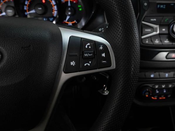 Lada (ВАЗ) Vesta I с пробегом 2019 года, цена 1 015 000 рублей, 67683 км, седан, Автокод Объявления
