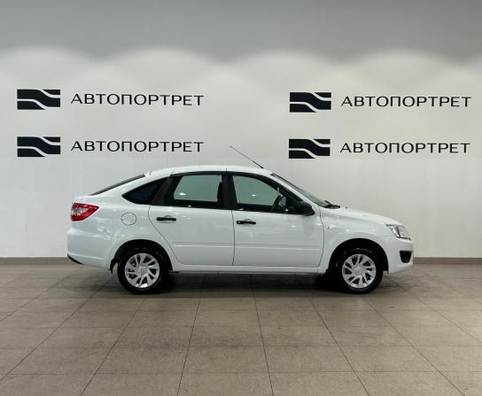 Lada (ВАЗ) Granta I с пробегом 2017 года, цена 549 000 рублей, 80696 км, лифтбек, Автокод Объявления