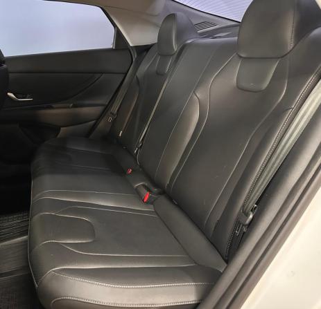 Hyundai Elantra VII (CN7) Рестайлинг с пробегом 2023 года, цена 1 998 000 рублей, 43810 км, седан, Автокод Объявления
