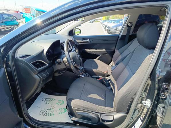 Hyundai Solaris II с пробегом 2018 года, цена 1 249 995 рублей, 159061 км, седан, Автокод Объявления