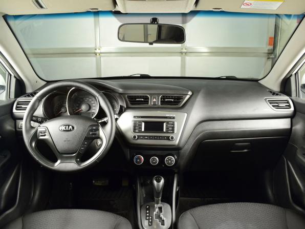 Kia Rio III Рестайлинг с пробегом 2016 года, цена 1 114 995 рублей, 120810 км, седан, Автокод Объявления